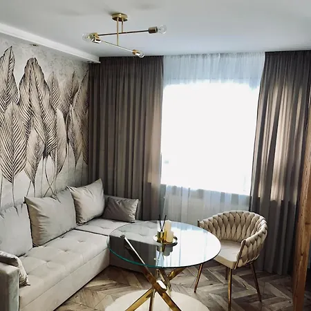 Apartament Gold 2 *